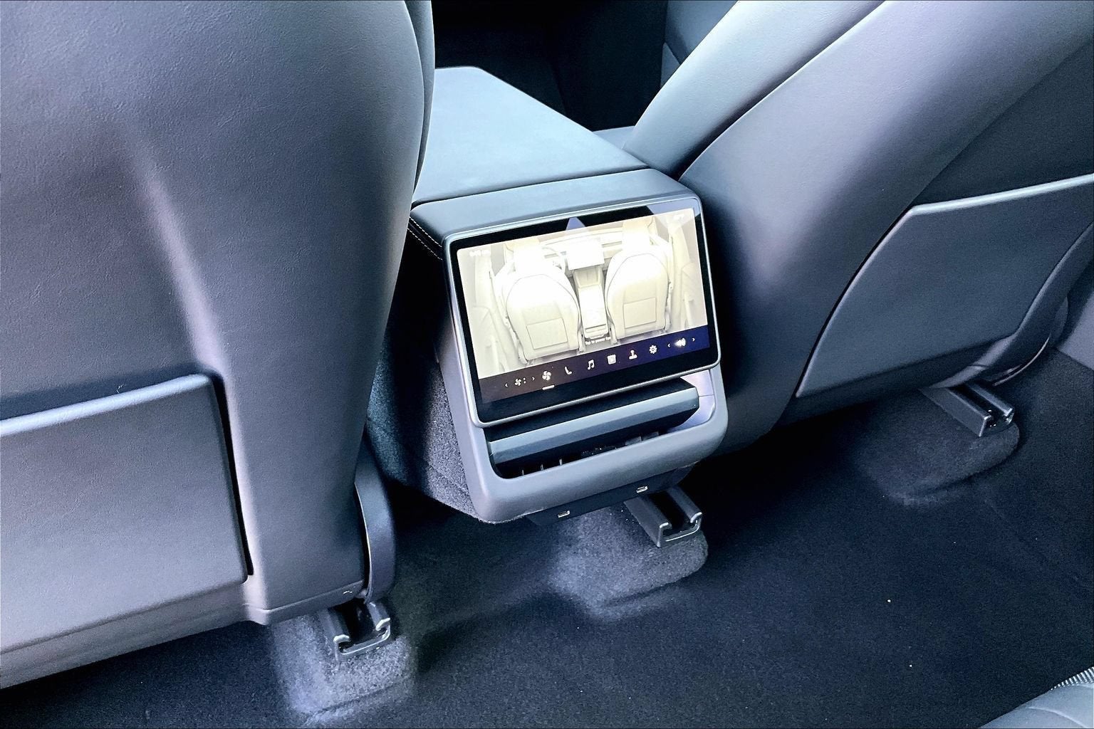 2026 Tesla Model Y Premium