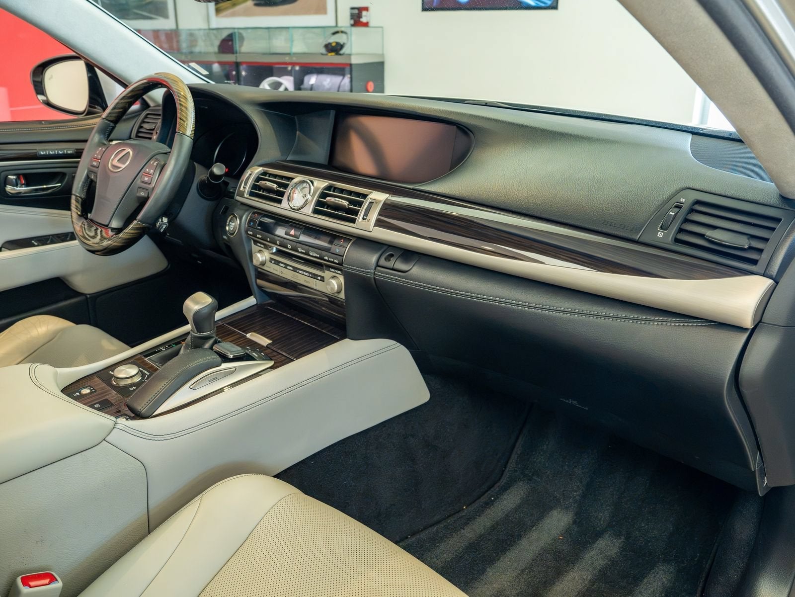 2016 Lexus LS 460