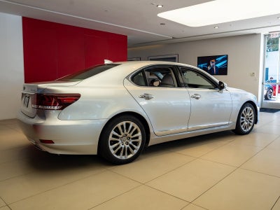 2016 Lexus LS 460