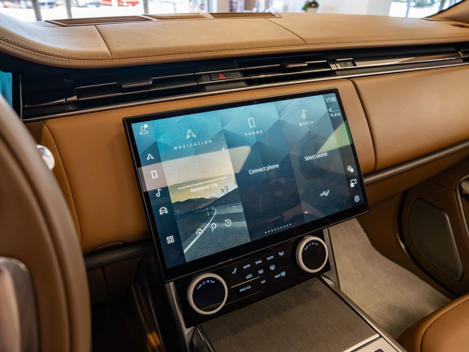 2022 Land Rover Range Rover SV