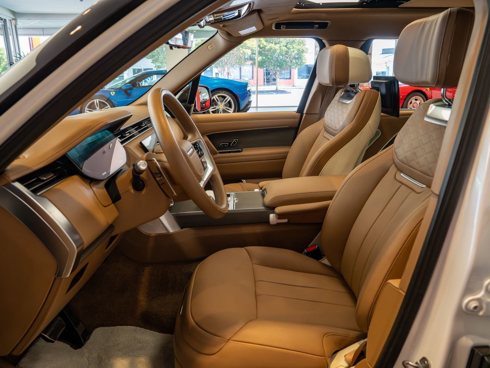 2022 Land Rover Range Rover SV