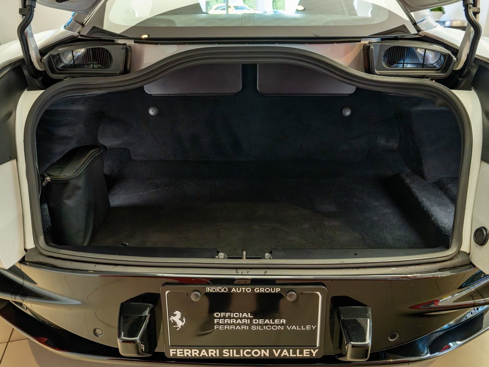 2018 Aston Martin DB11 Base