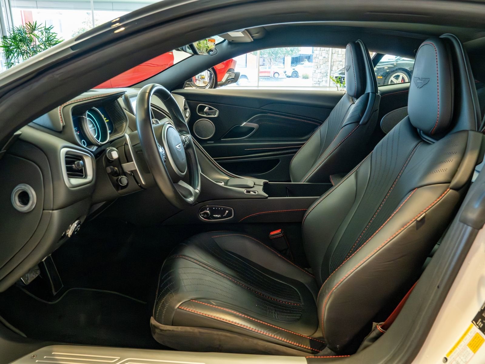 2018 Aston Martin DB11 Base