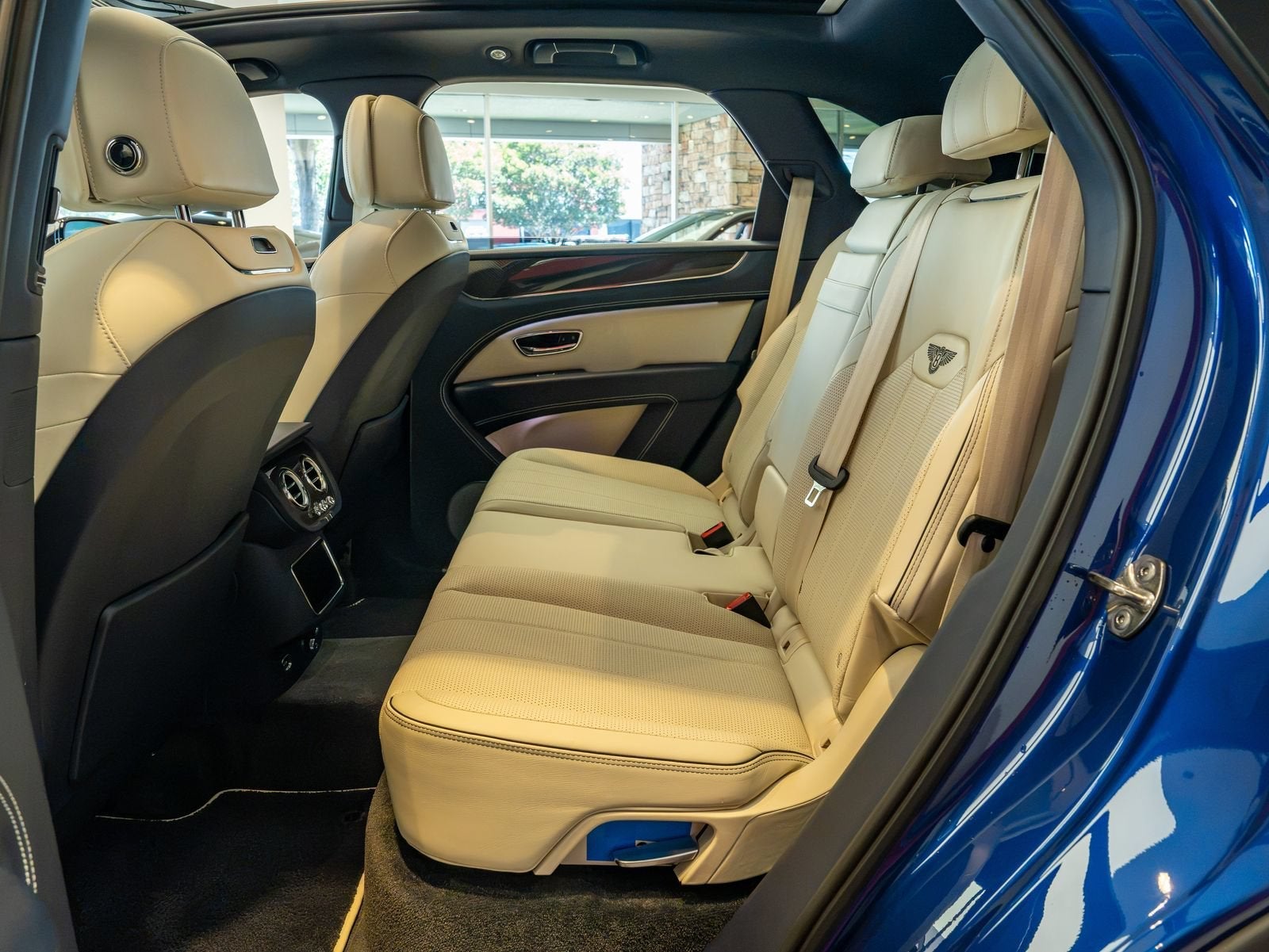 2022 Bentley Bentayga S - Photo 14