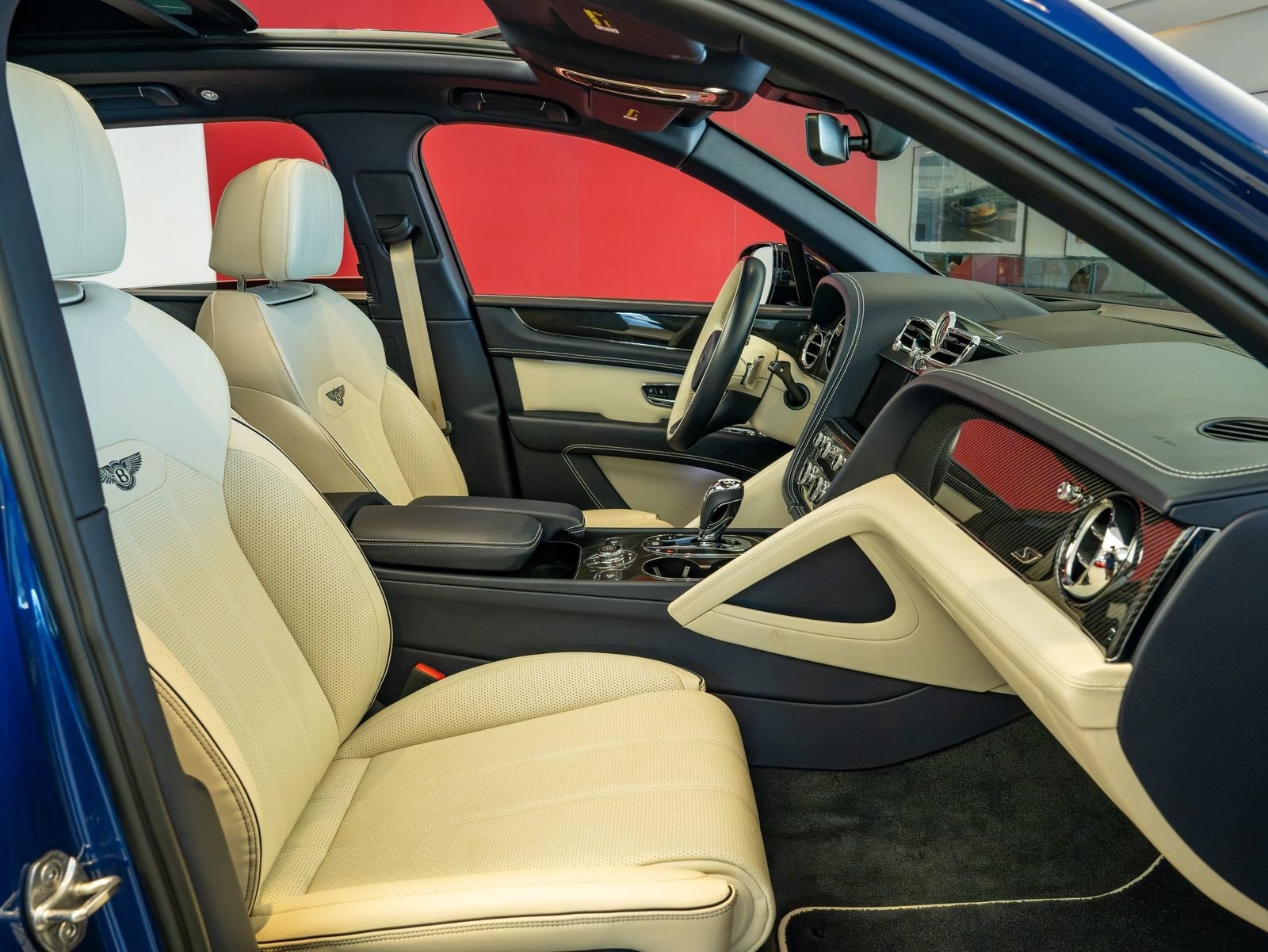 2022 Bentley Bentayga S - Photo 22