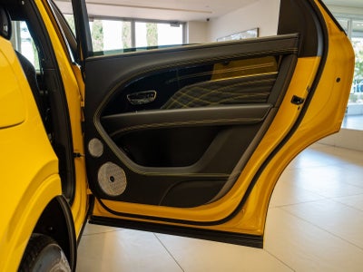 2023 Bentley Bentayga EWB Base