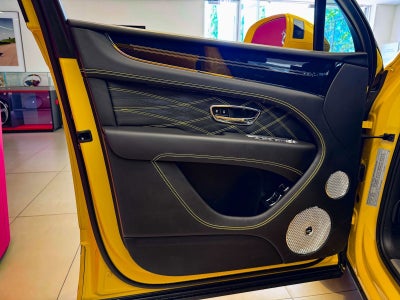 2023 Bentley Bentayga EWB Base