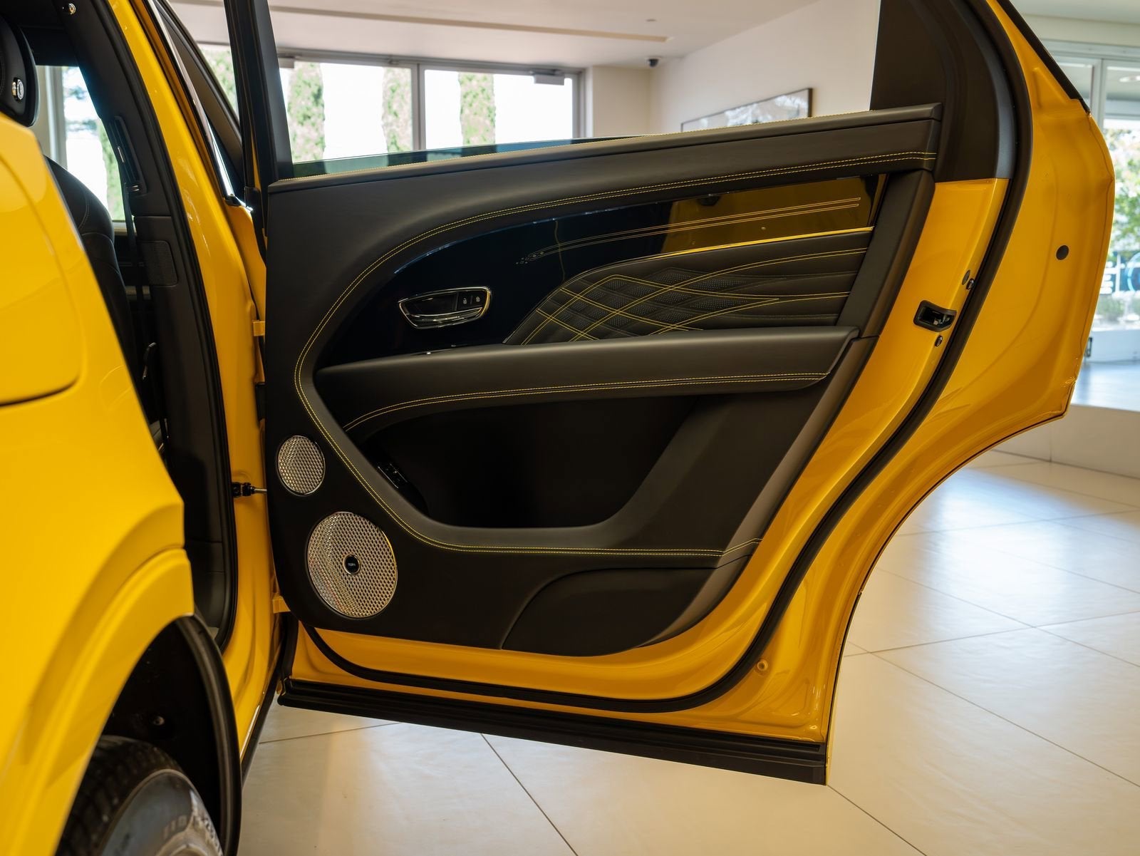 2023 Bentley Bentayga EWB Base