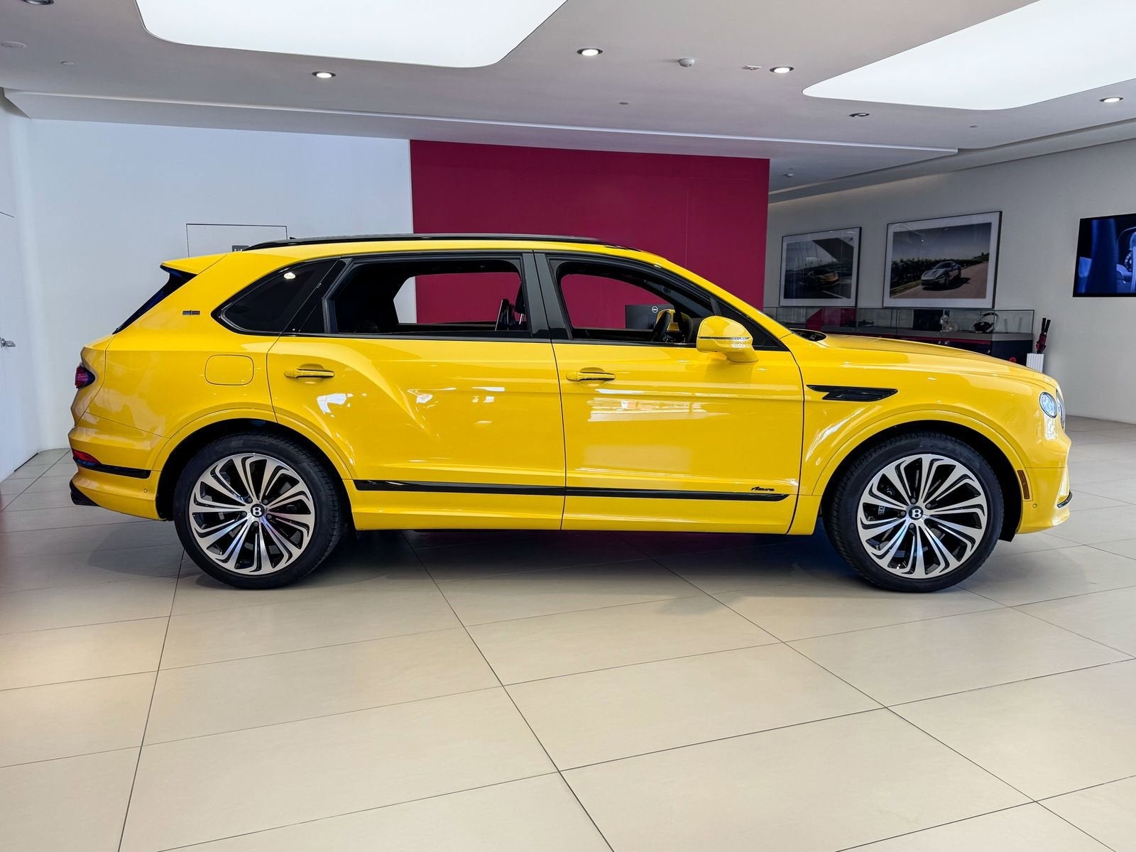 2023 Bentley Bentayga EWB Base