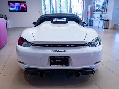 2022 Porsche 718 Spyder Base