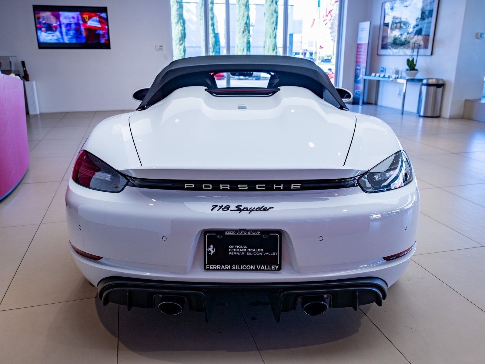 2022 Porsche 718 Spyder Base