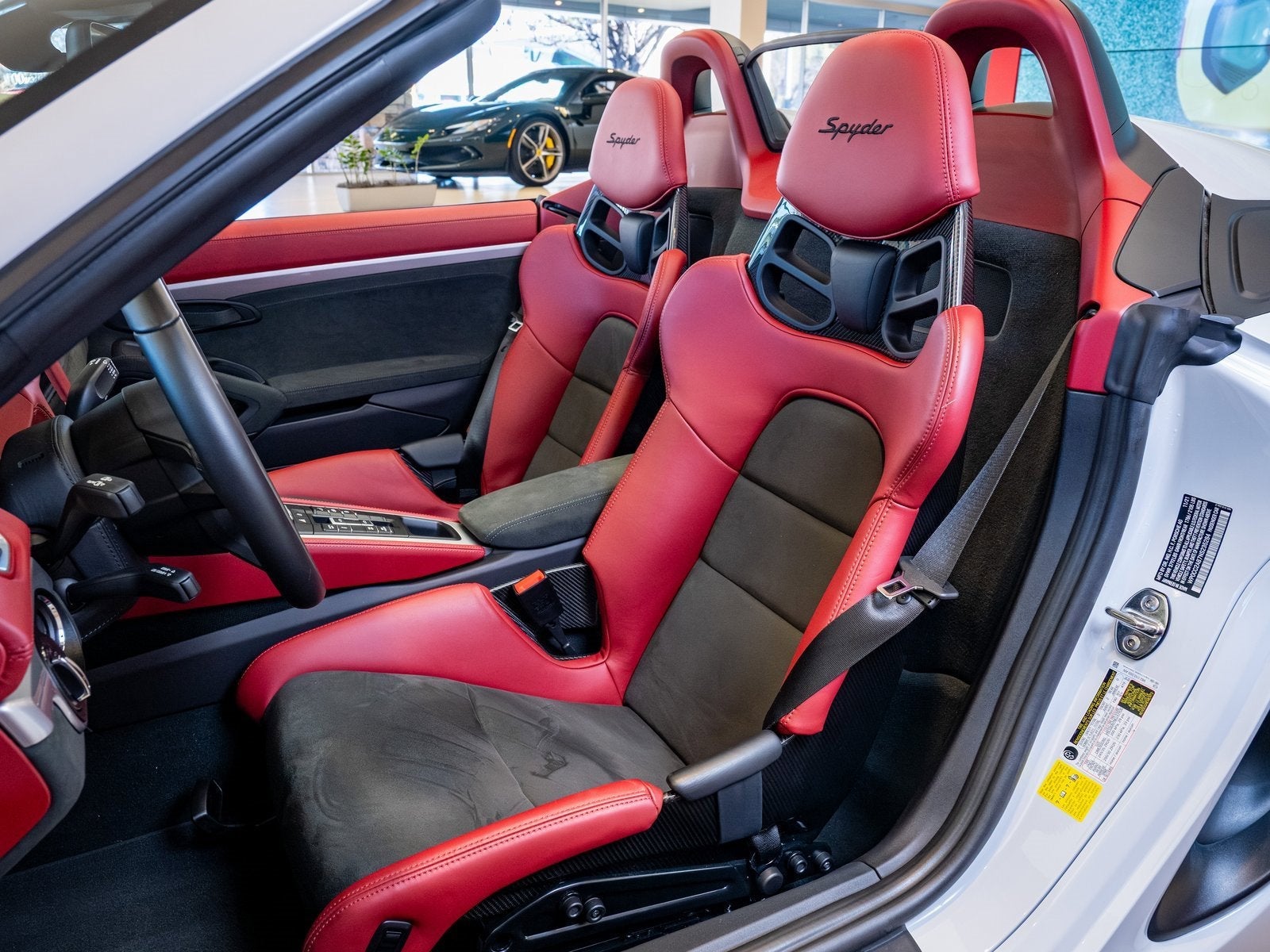 2022 Porsche 718 Spyder Base