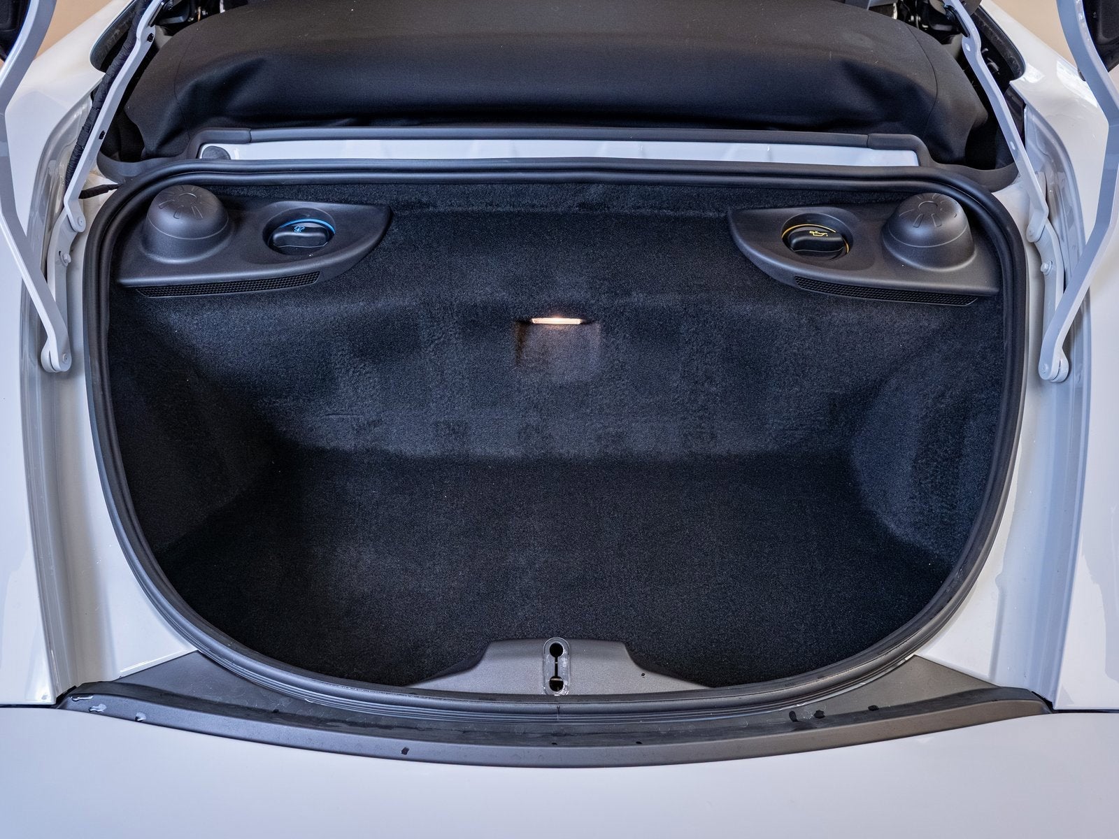 2022 Porsche 718 Spyder Base