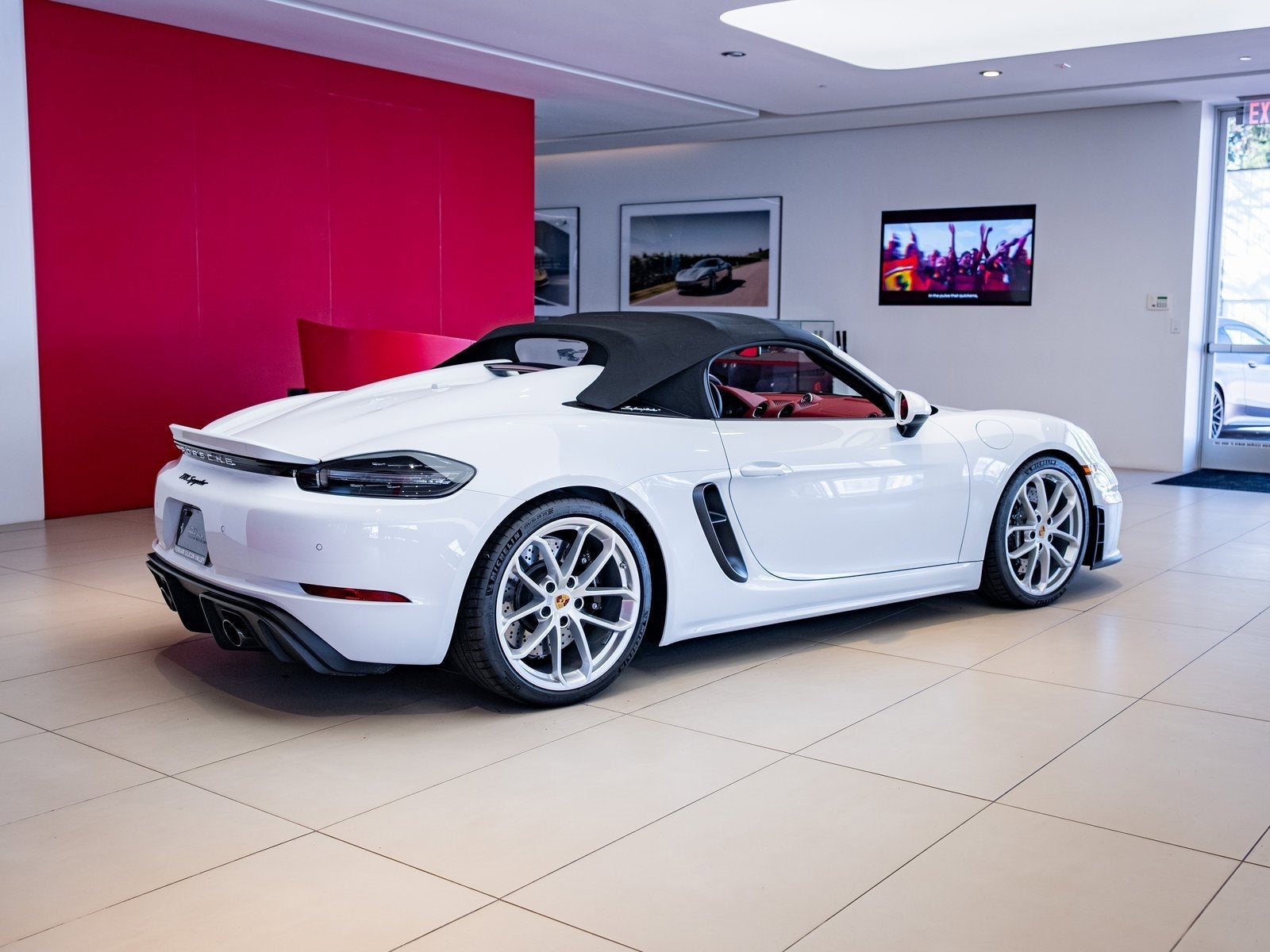 2022 Porsche 718 Spyder Base