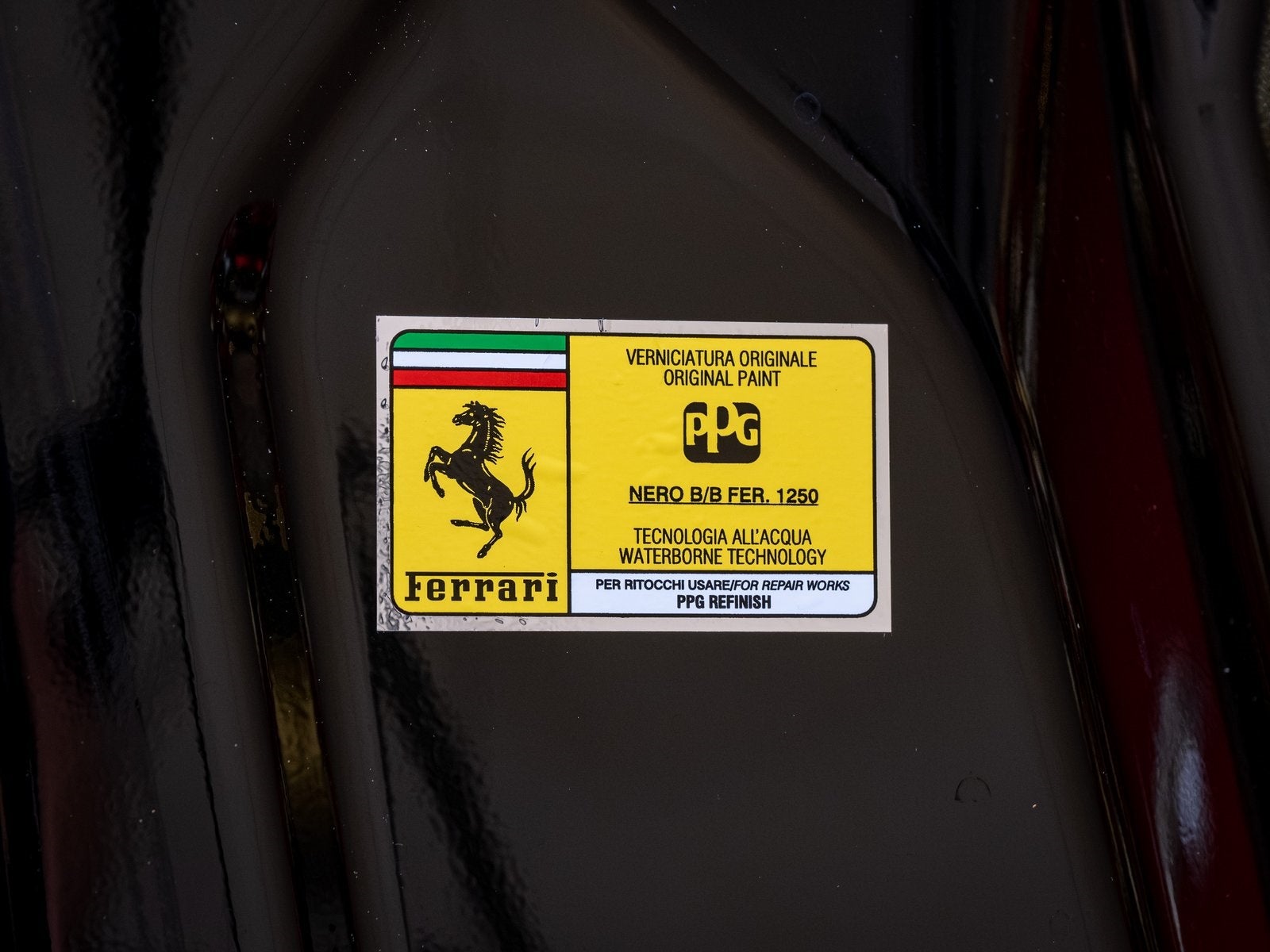 2025 Ferrari 296 GTS Base