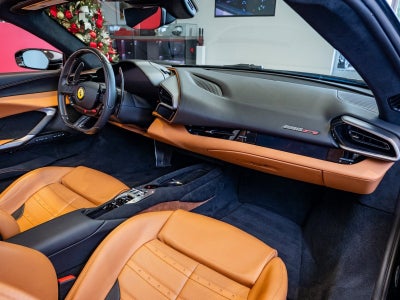 2025 Ferrari 296 GTS Base