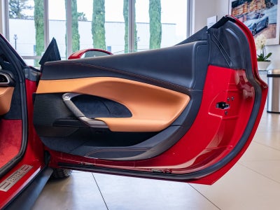 2025 Ferrari 296 GTS Base