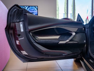 2023 Ferrari 296 GTS Base