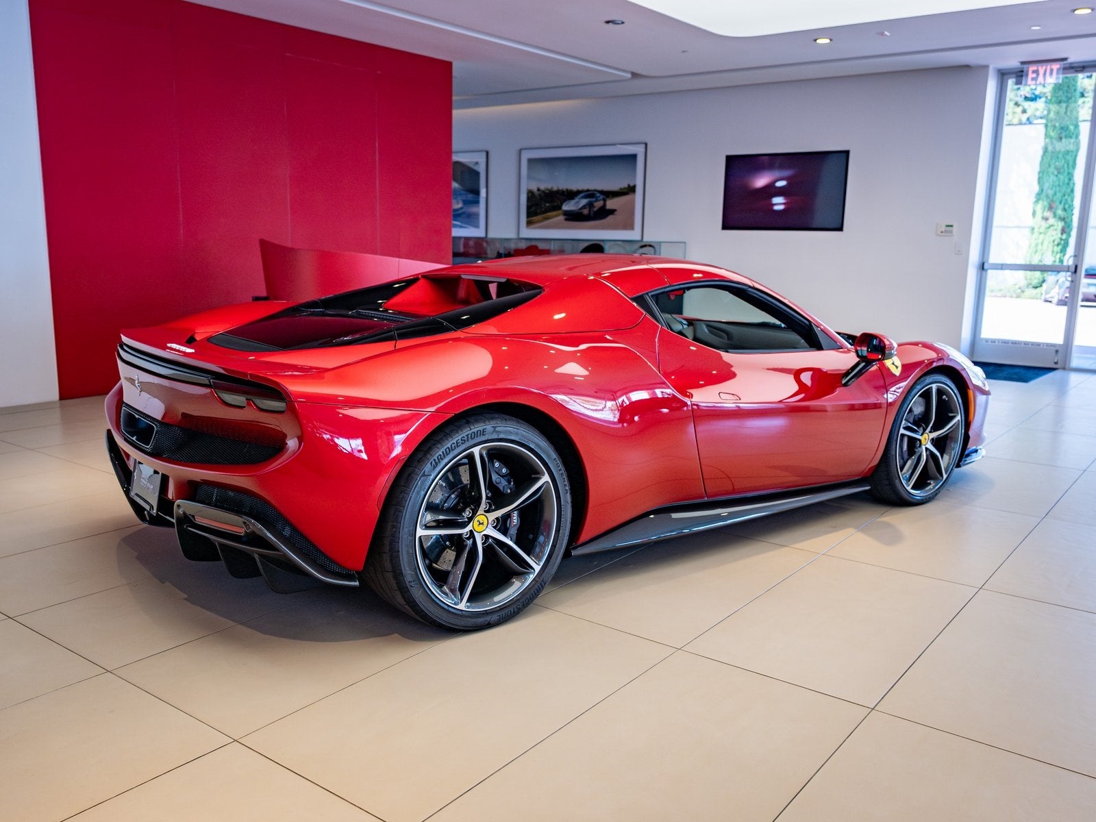 2025 Ferrari 296 GTS Base