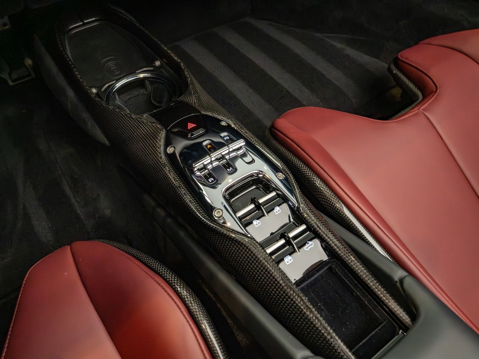 2025 Ferrari 296 GTS Base