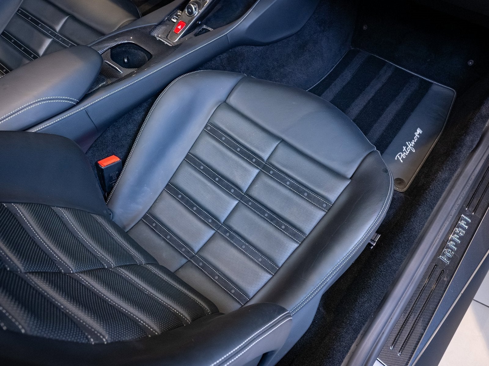 2022 Ferrari Portofino M Base