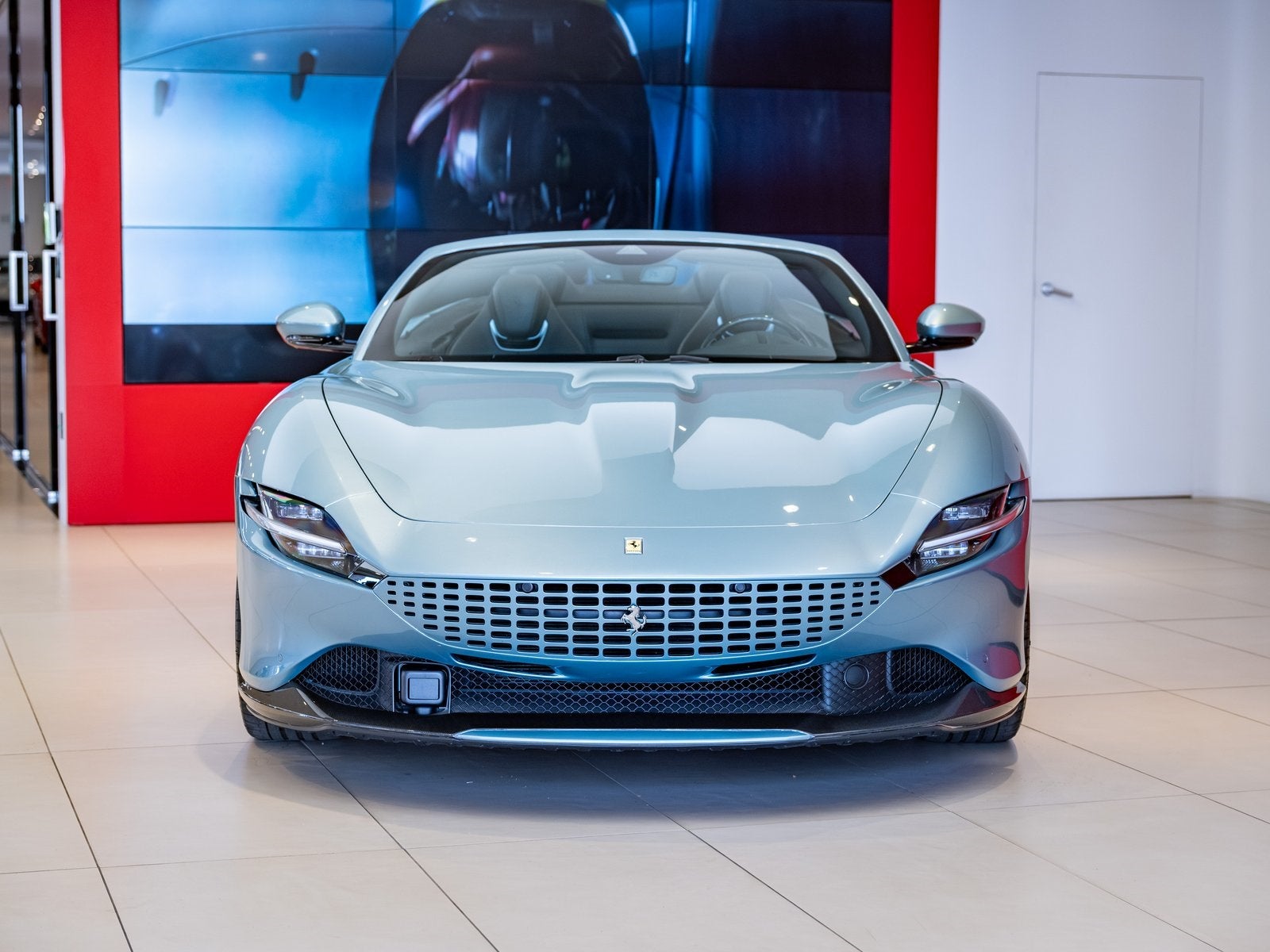 2024 Ferrari Roma Spider Base