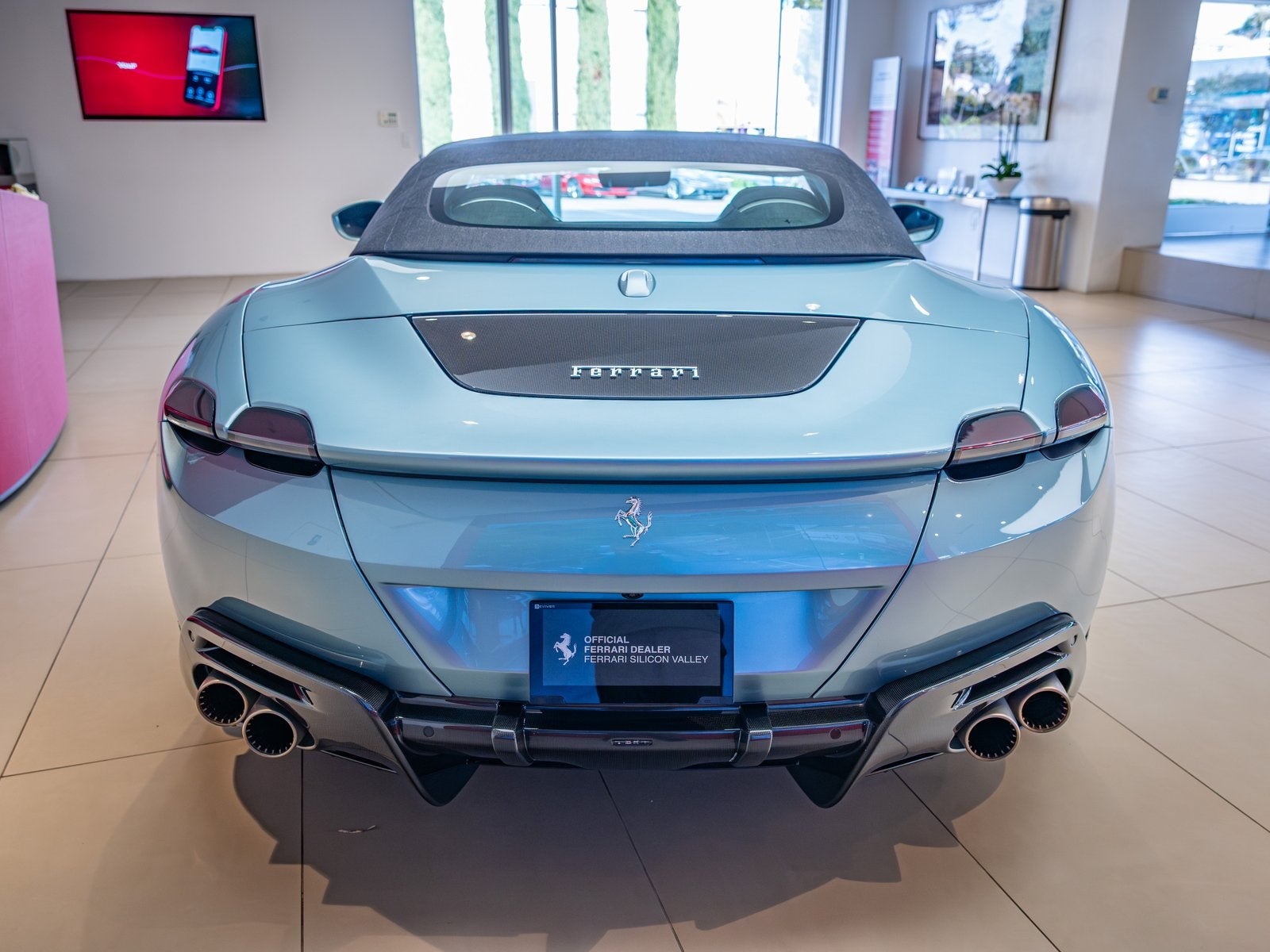 2024 Ferrari Roma Spider Base