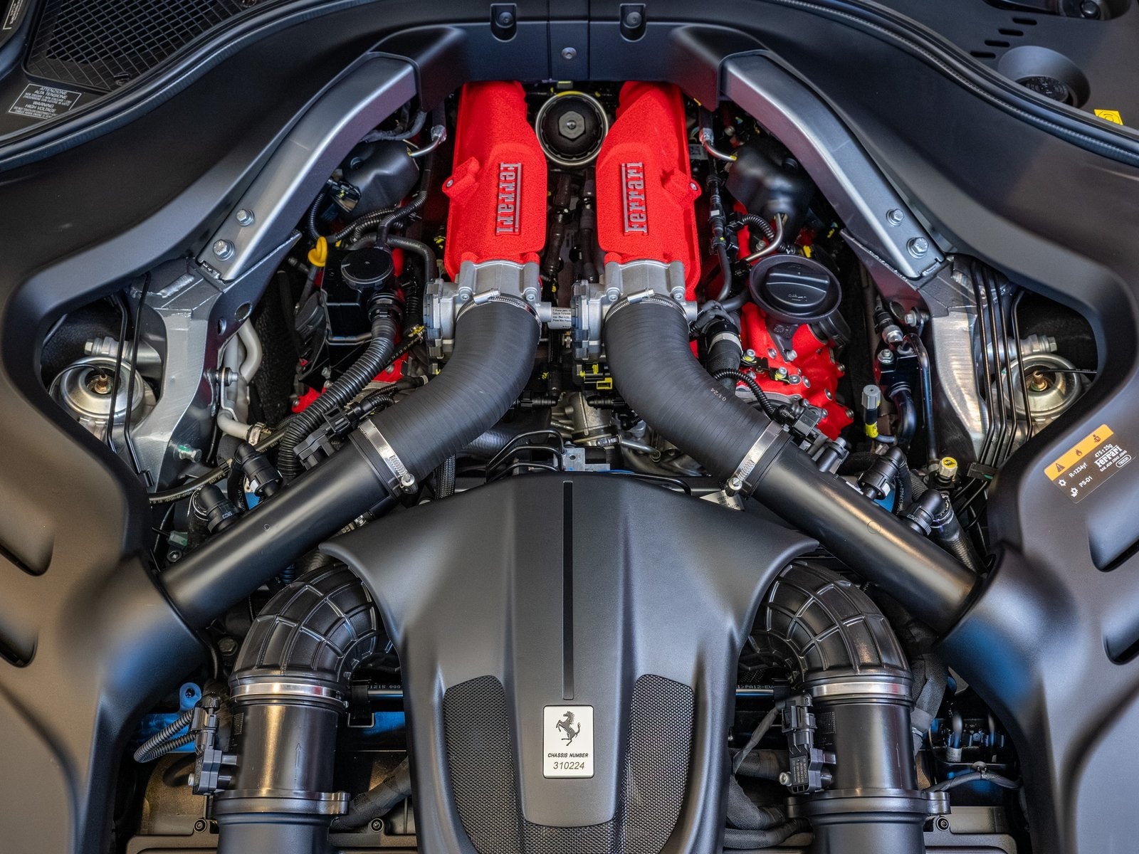 2024 Ferrari Roma Base