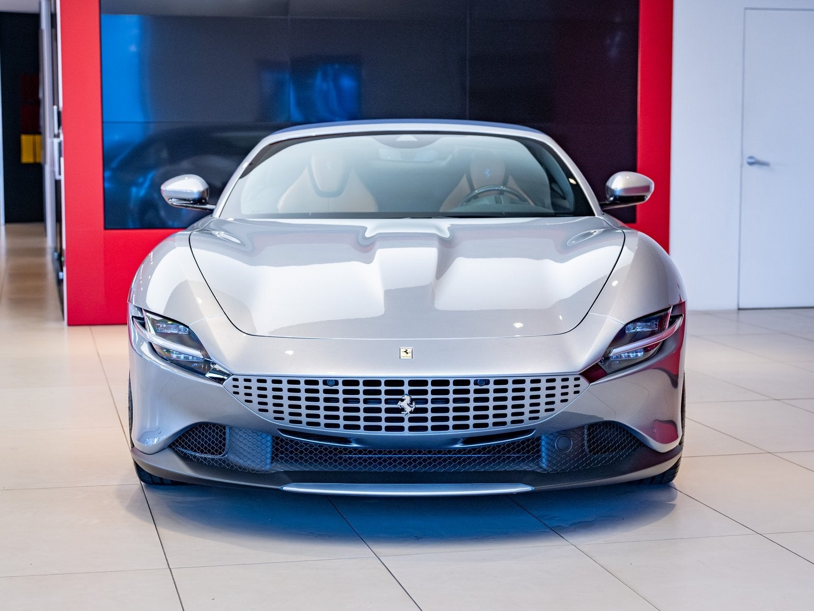 2024 Ferrari Roma Base