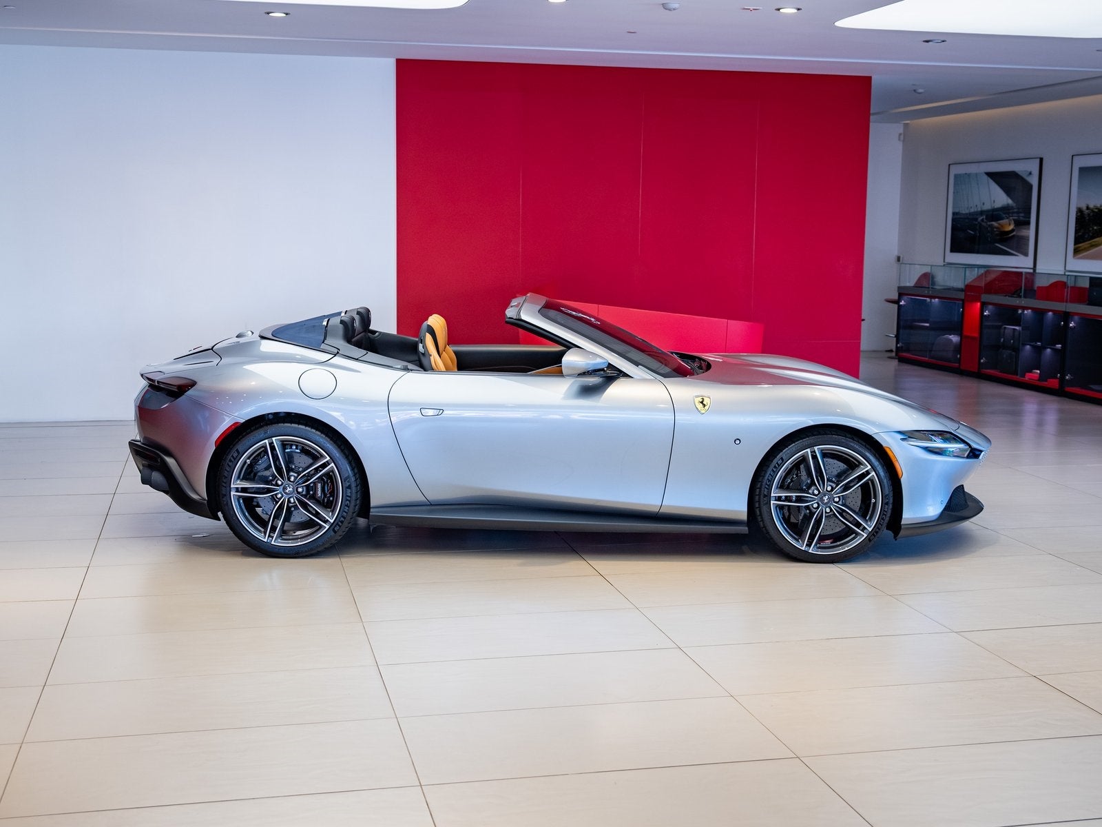 2024 Ferrari Roma Base