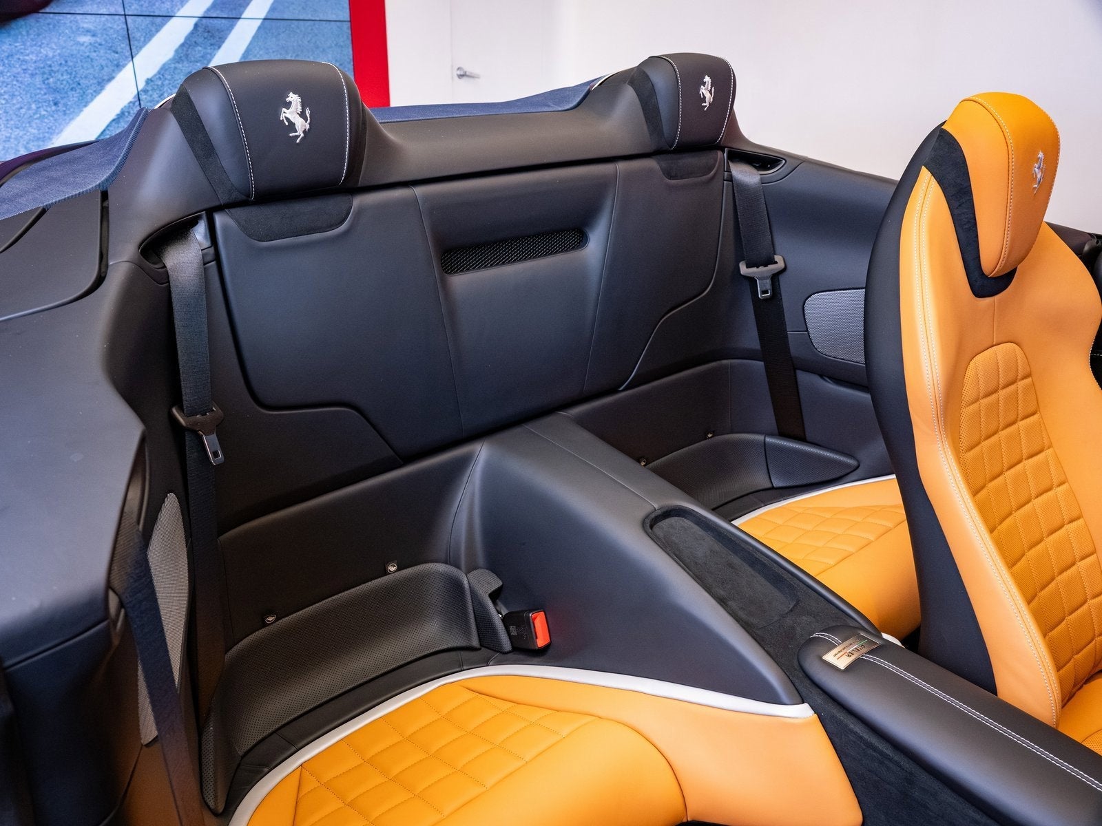 2024 Ferrari Roma Spider Base