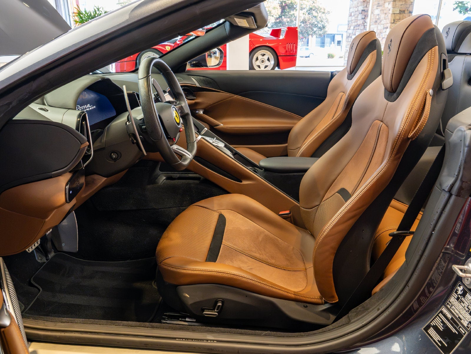 2025 Ferrari Roma Spider Base