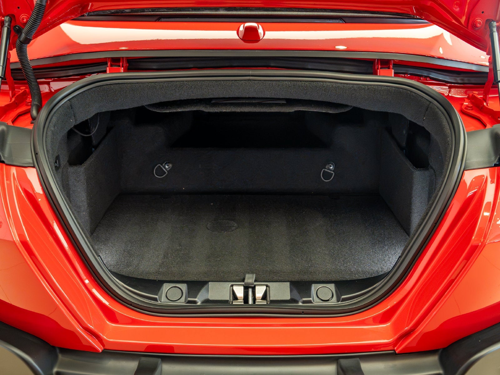 2026 Ferrari Roma Spider Base