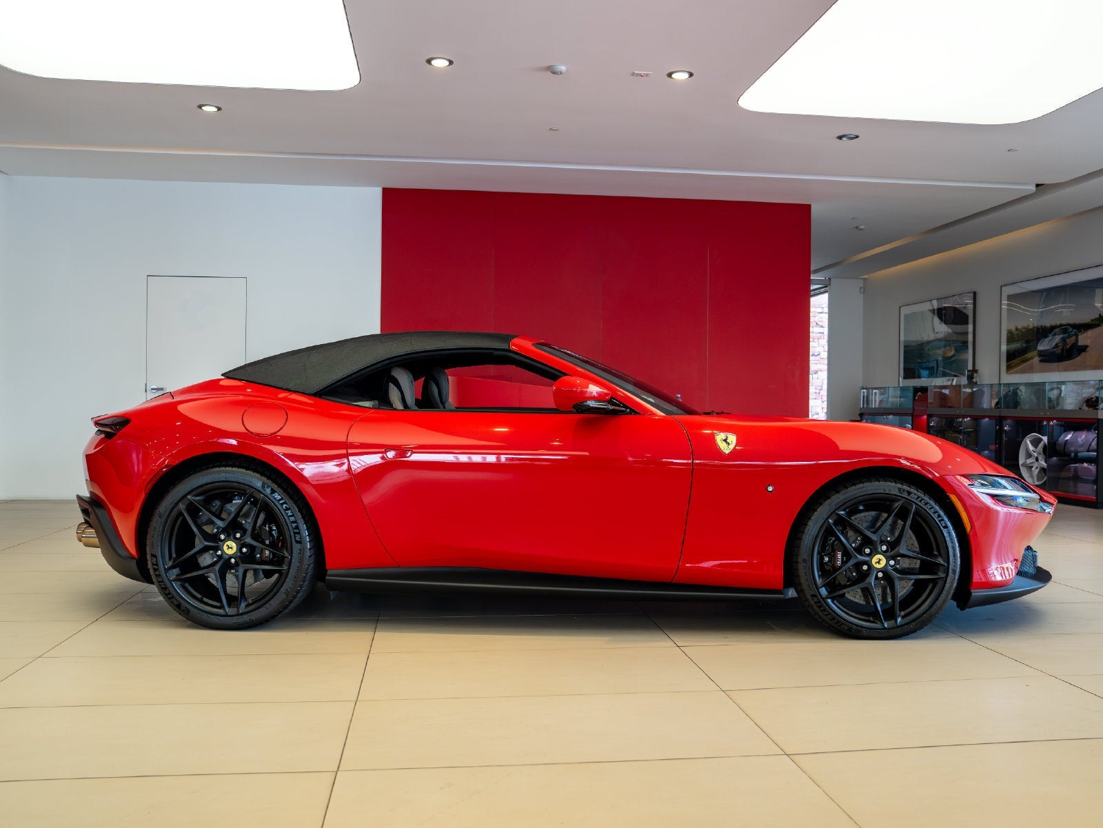 2026 Ferrari Roma Spider Base