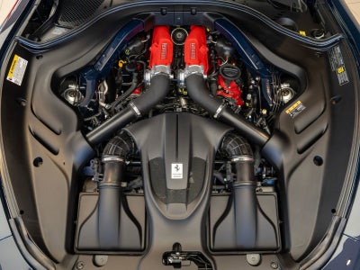 2025 Ferrari Roma Spider Base