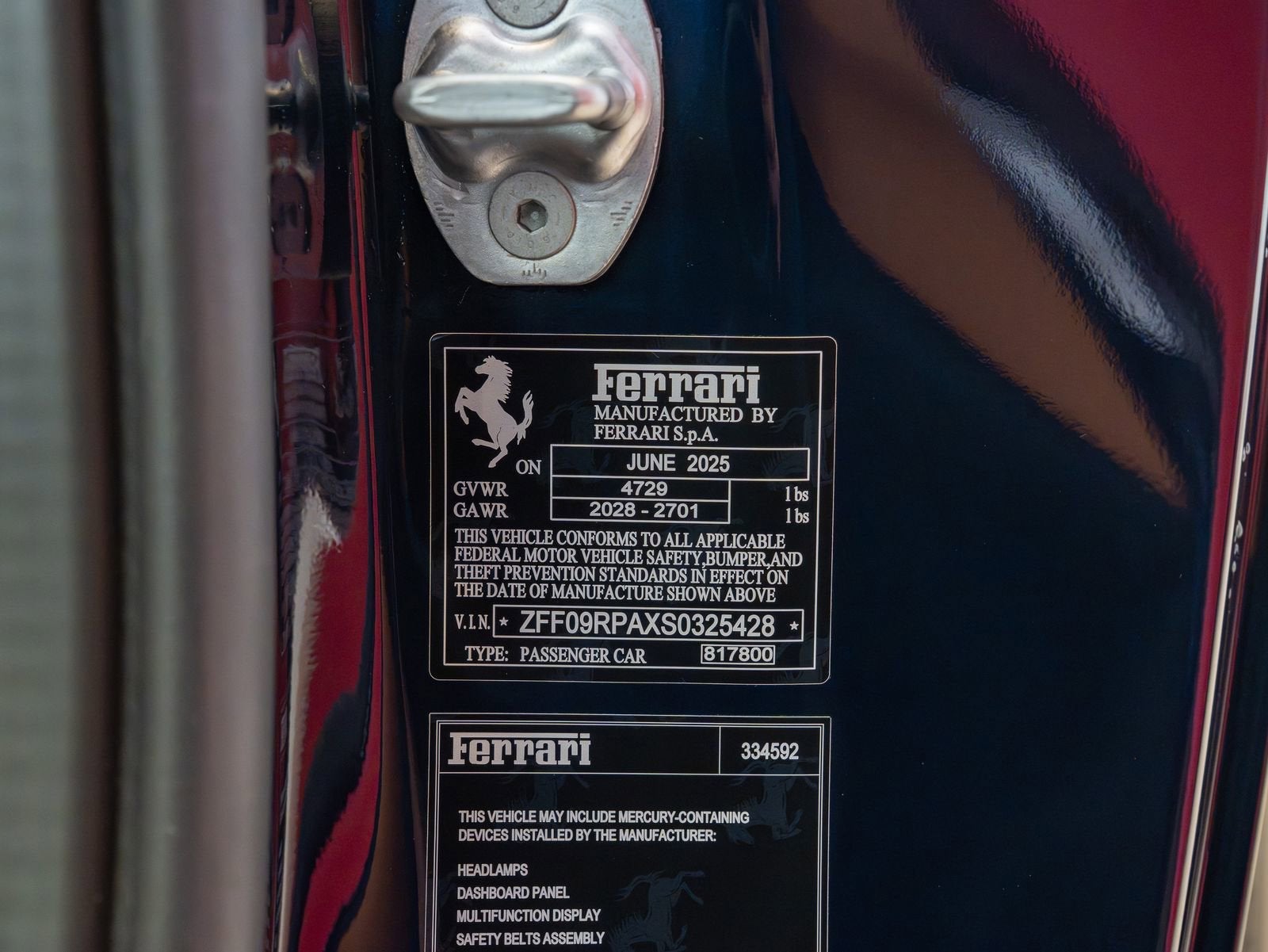2025 Ferrari Roma Spider Base