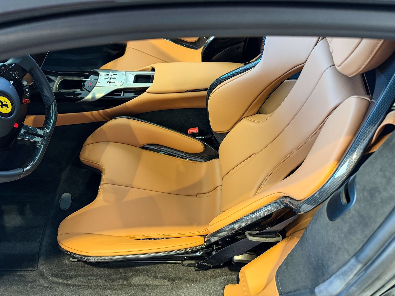 2025 Ferrari 12Cilindri Base