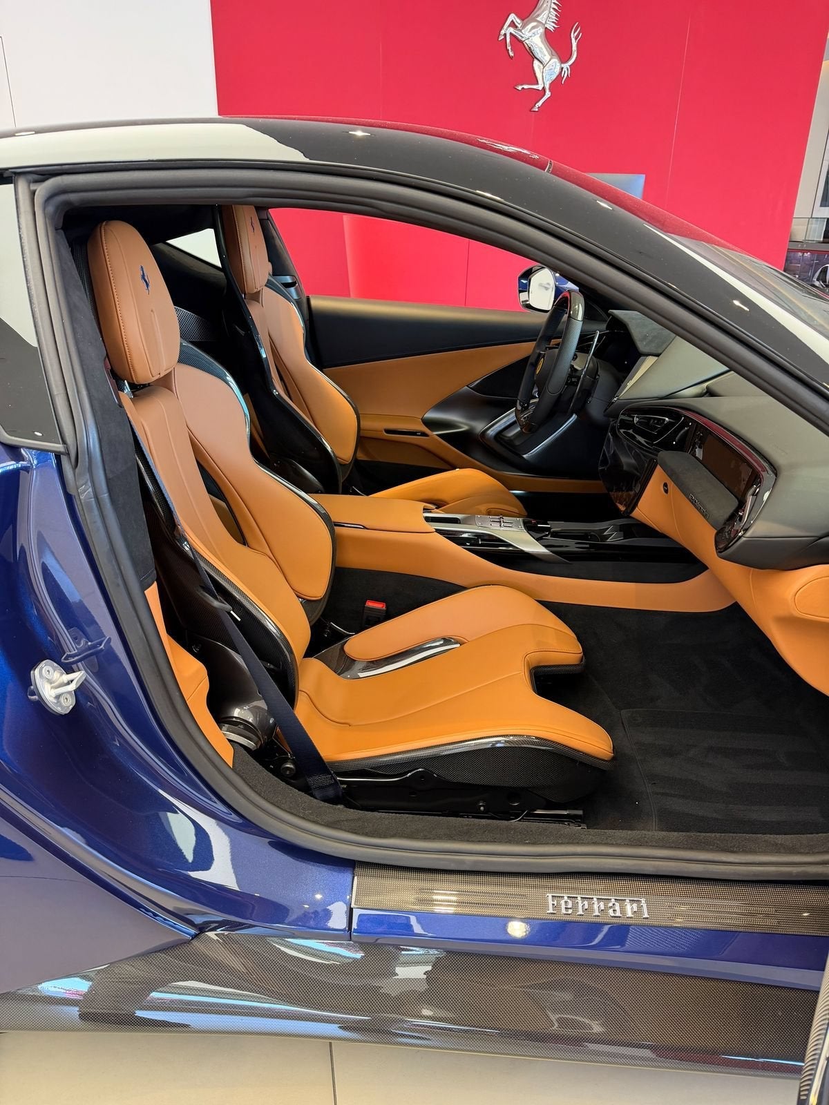 2025 Ferrari 12Cilindri Base