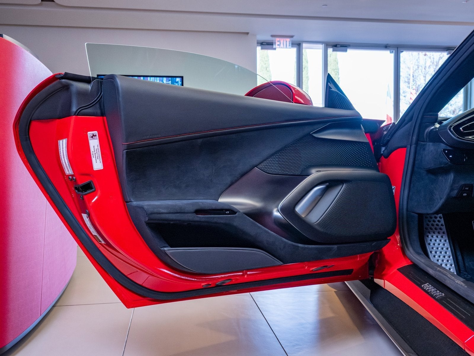 2025 Ferrari 12Cilindri Base