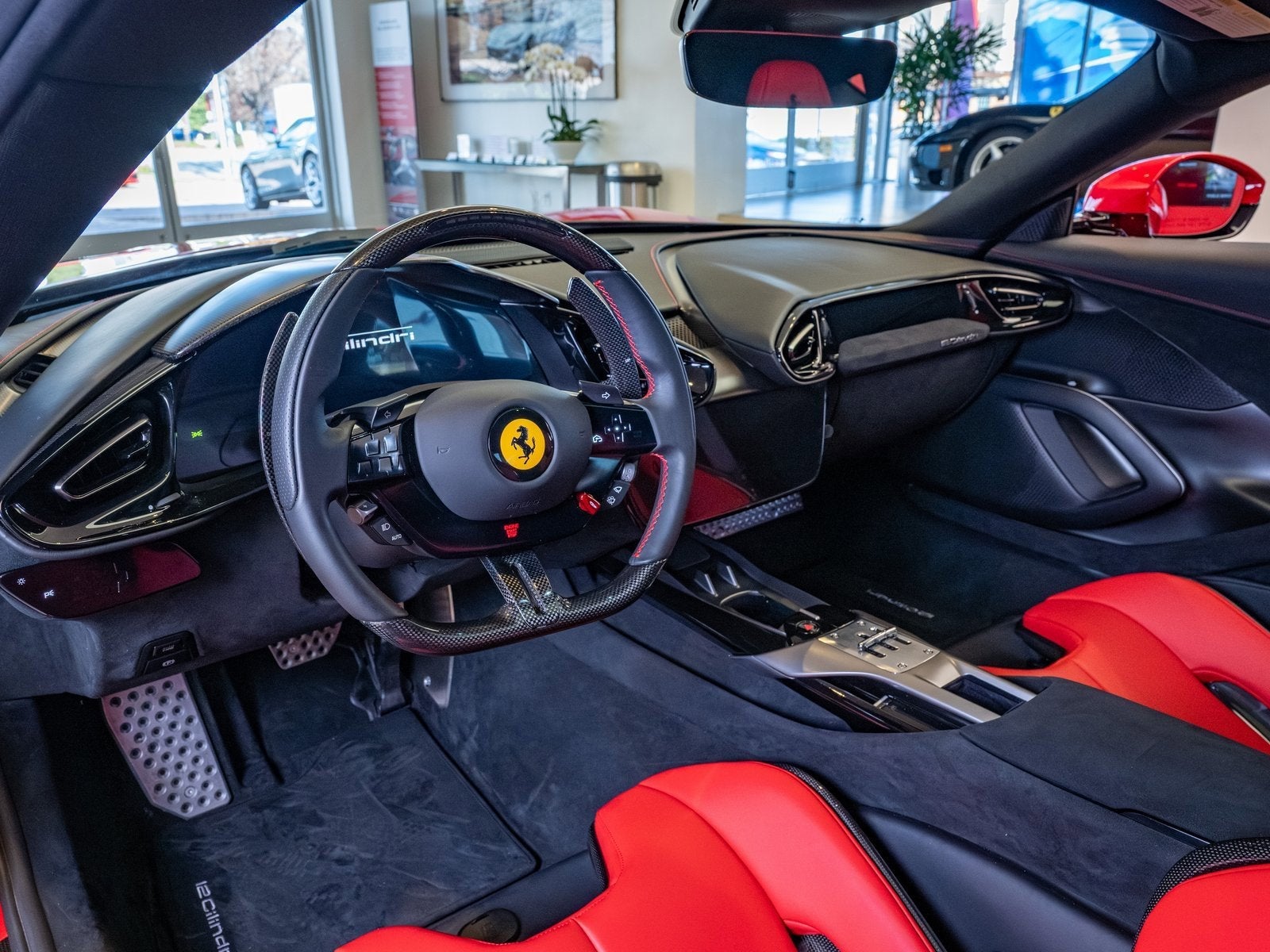 2025 Ferrari 12Cilindri Base