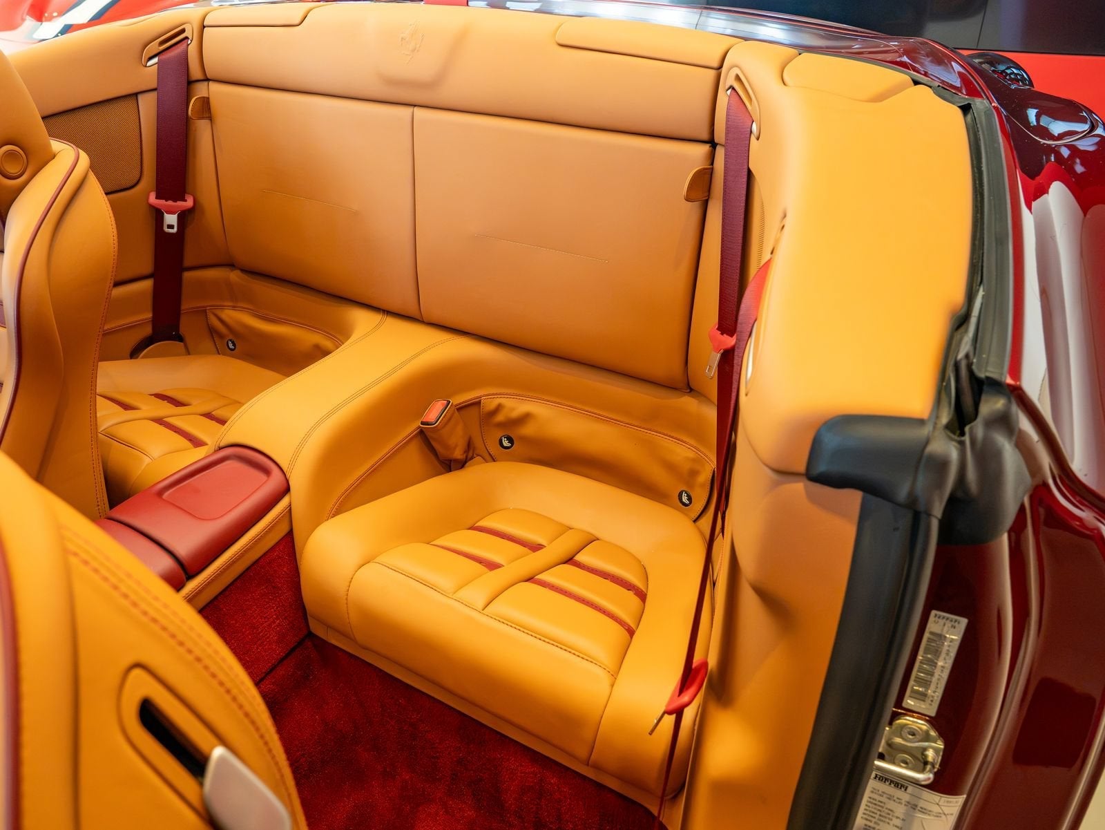 2010 Ferrari California Base