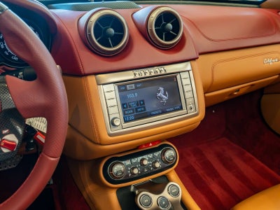 2010 Ferrari California Base