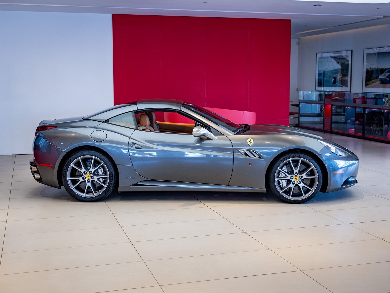 2012 Ferrari California Base