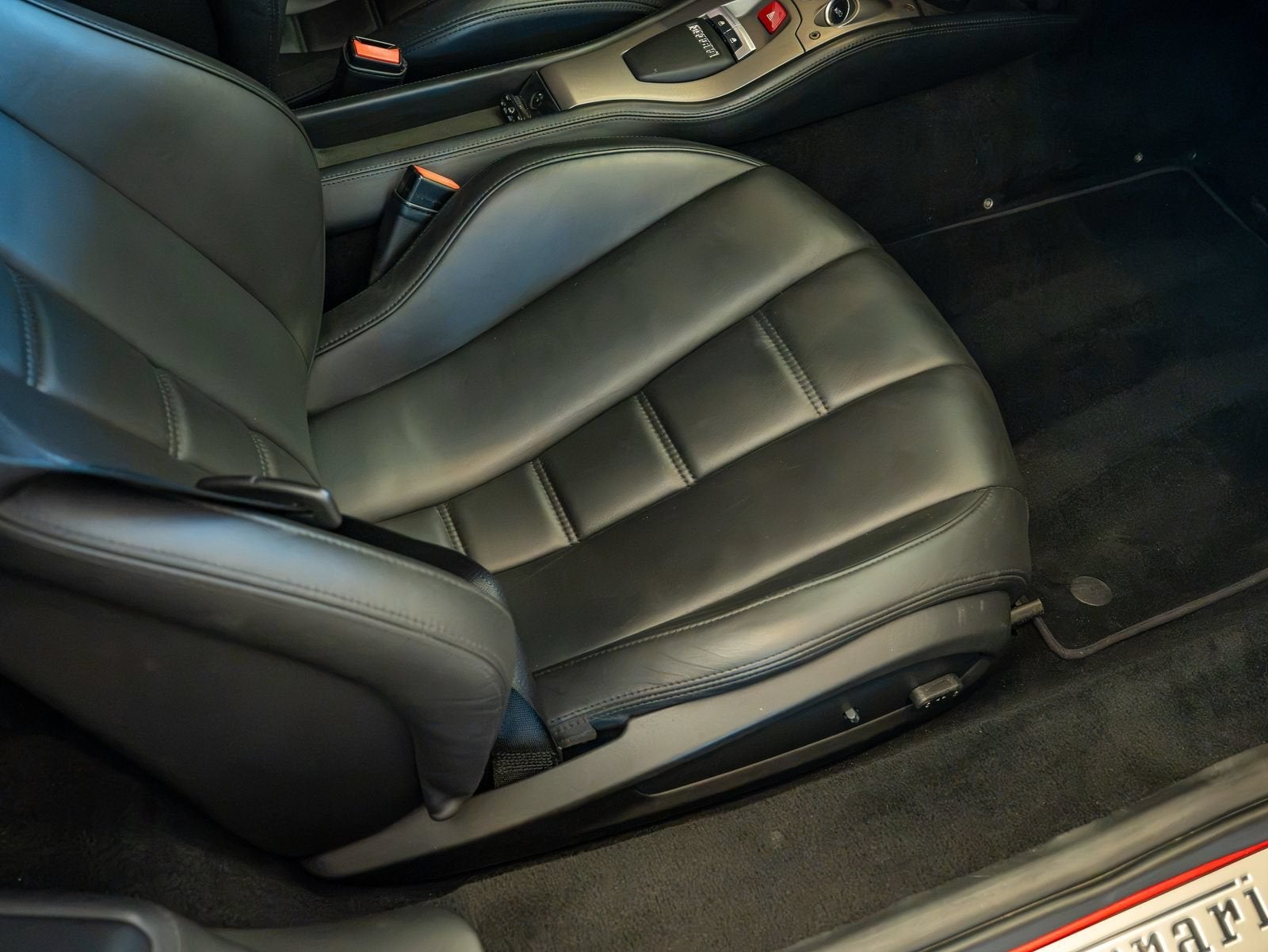 2010 Ferrari 458 Italia Base