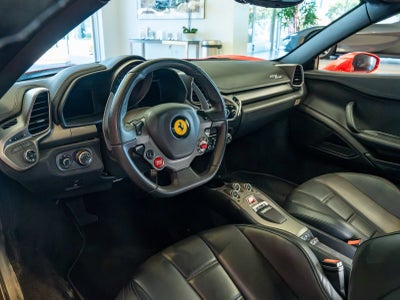 2010 Ferrari 458 Italia Base