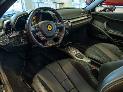 2011 Ferrari 458 Italia Base