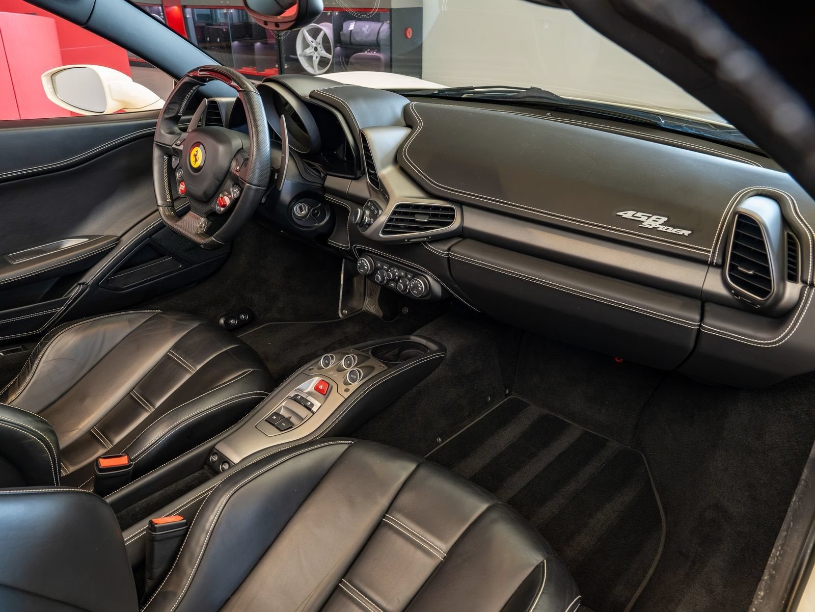 2015 Ferrari 458 Spider Base