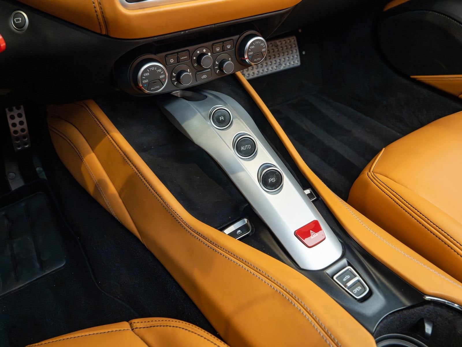 2016 Ferrari California T