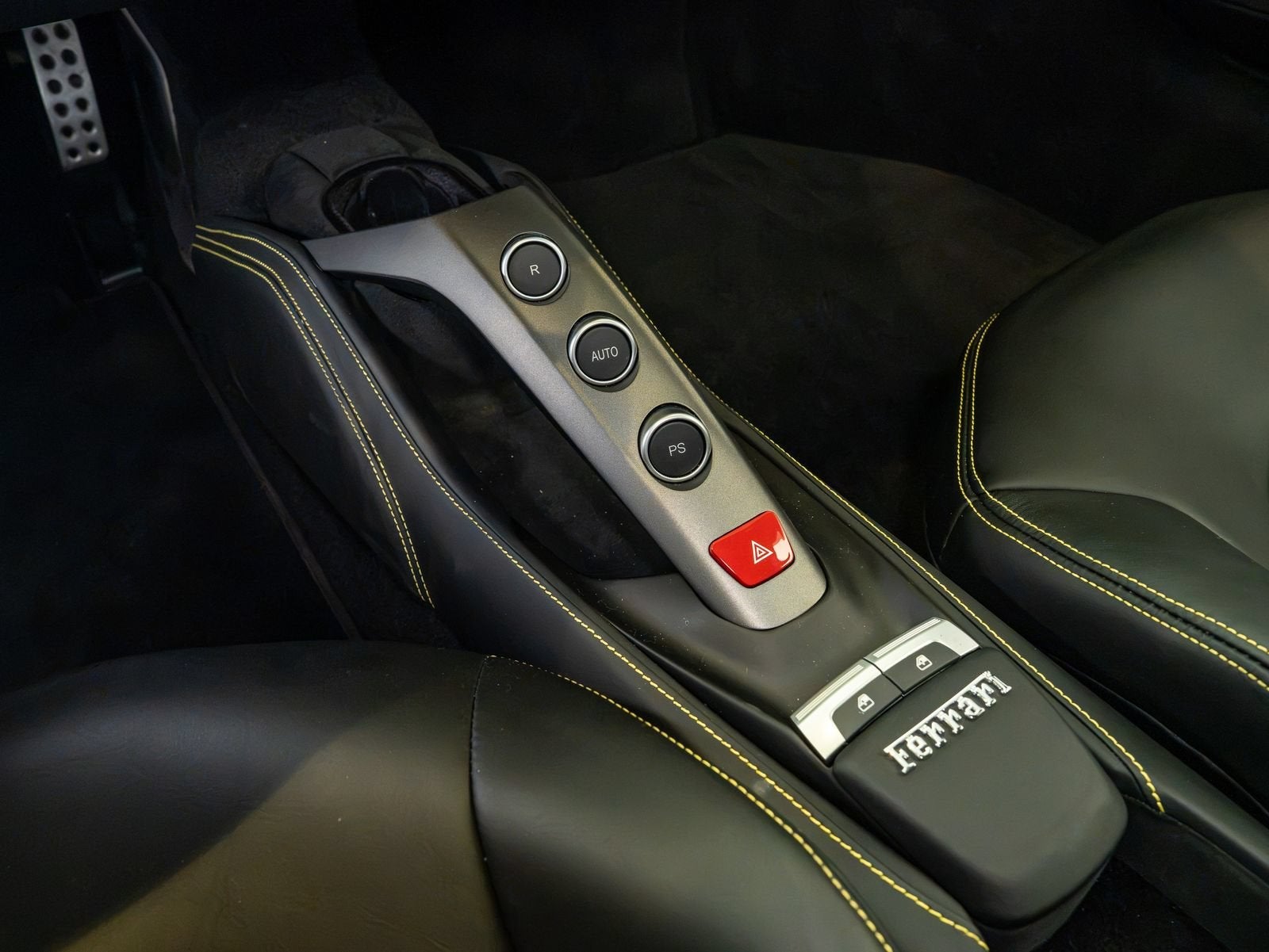 2017 Ferrari 488 GTB Base