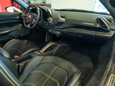 2017 Ferrari 488 GTB Base